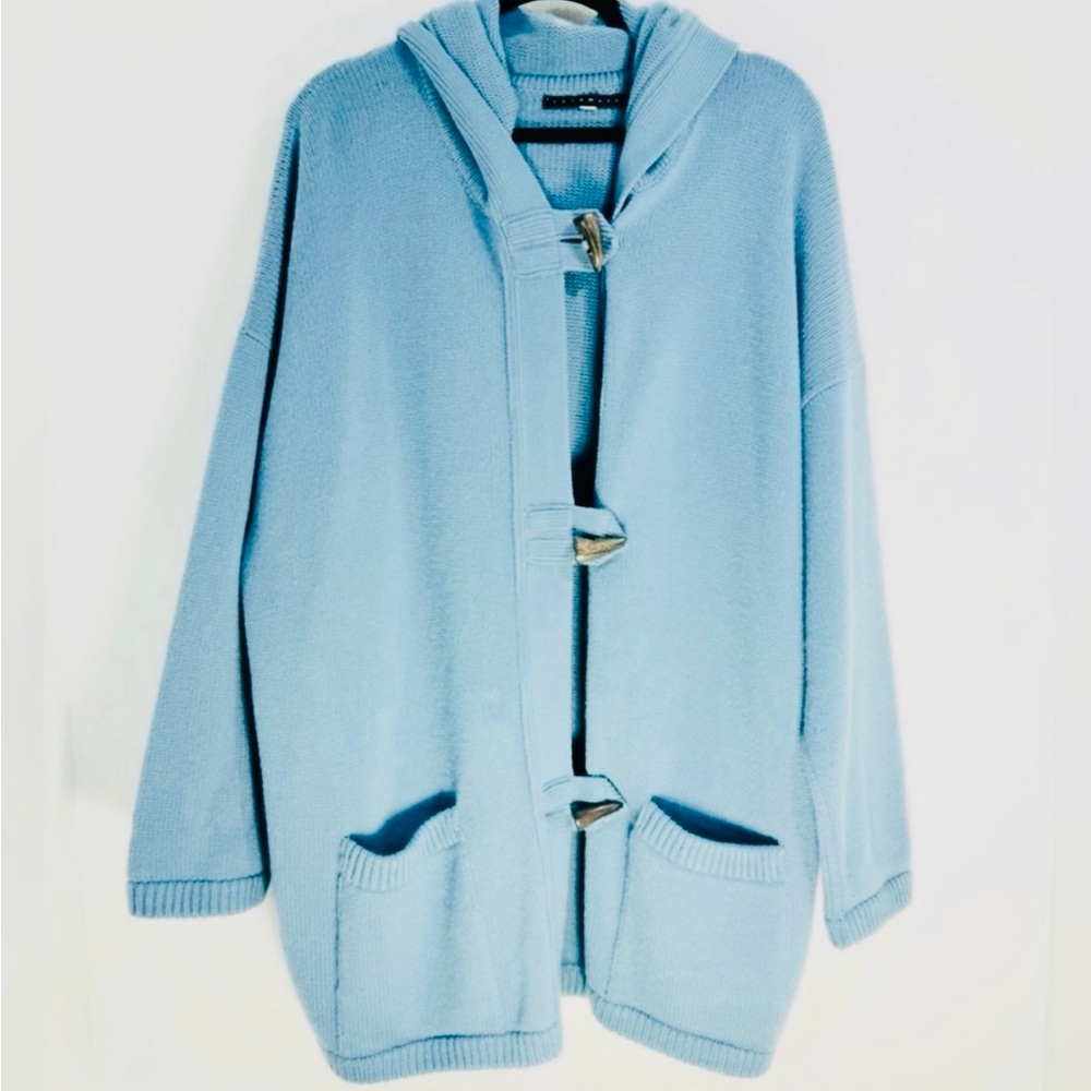 100% Cashmere heavy blue hooded longline cardigan with toggle buttons.Size M